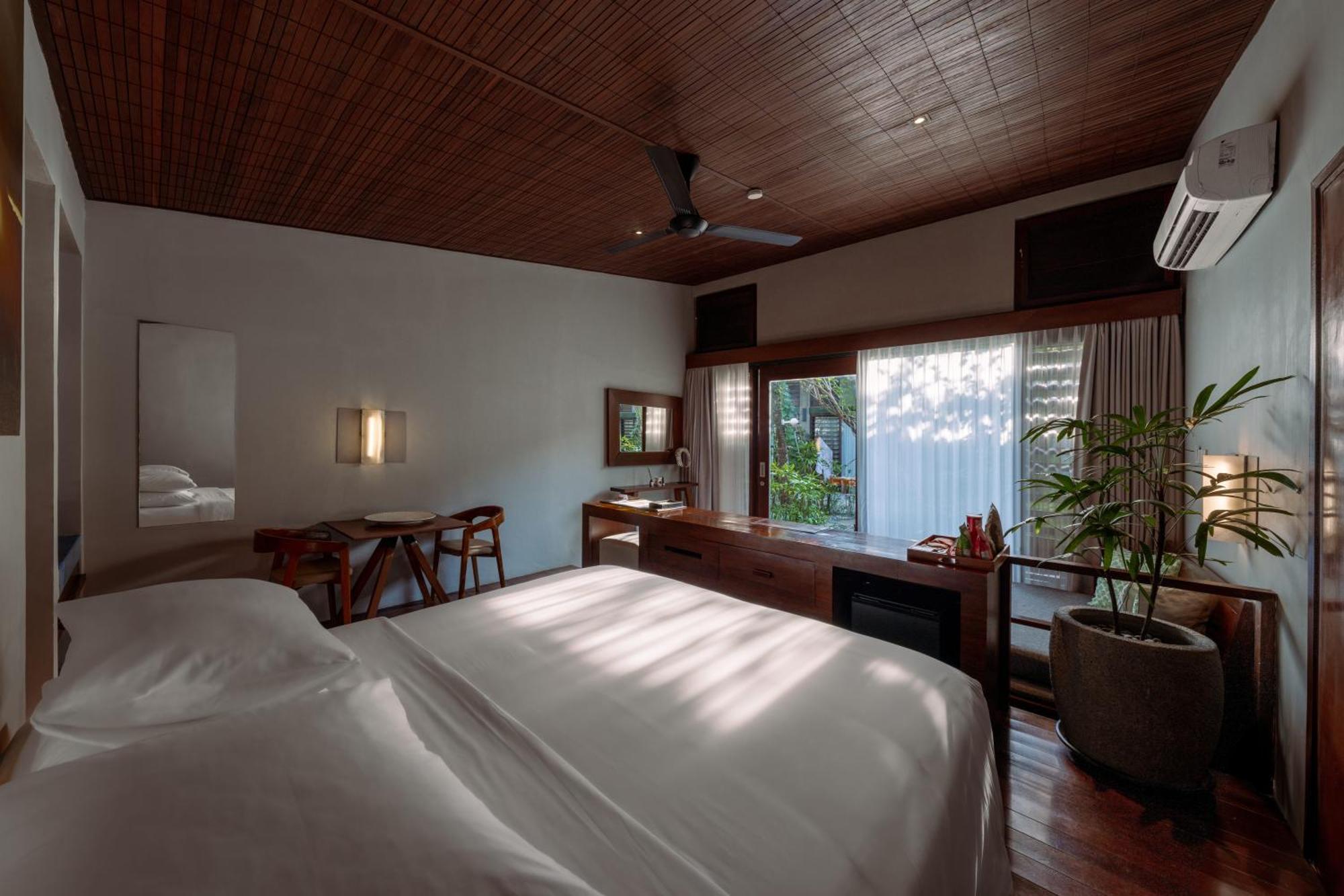 Hotel Komune And Beach Club Bali Keramas Eksteriør billede